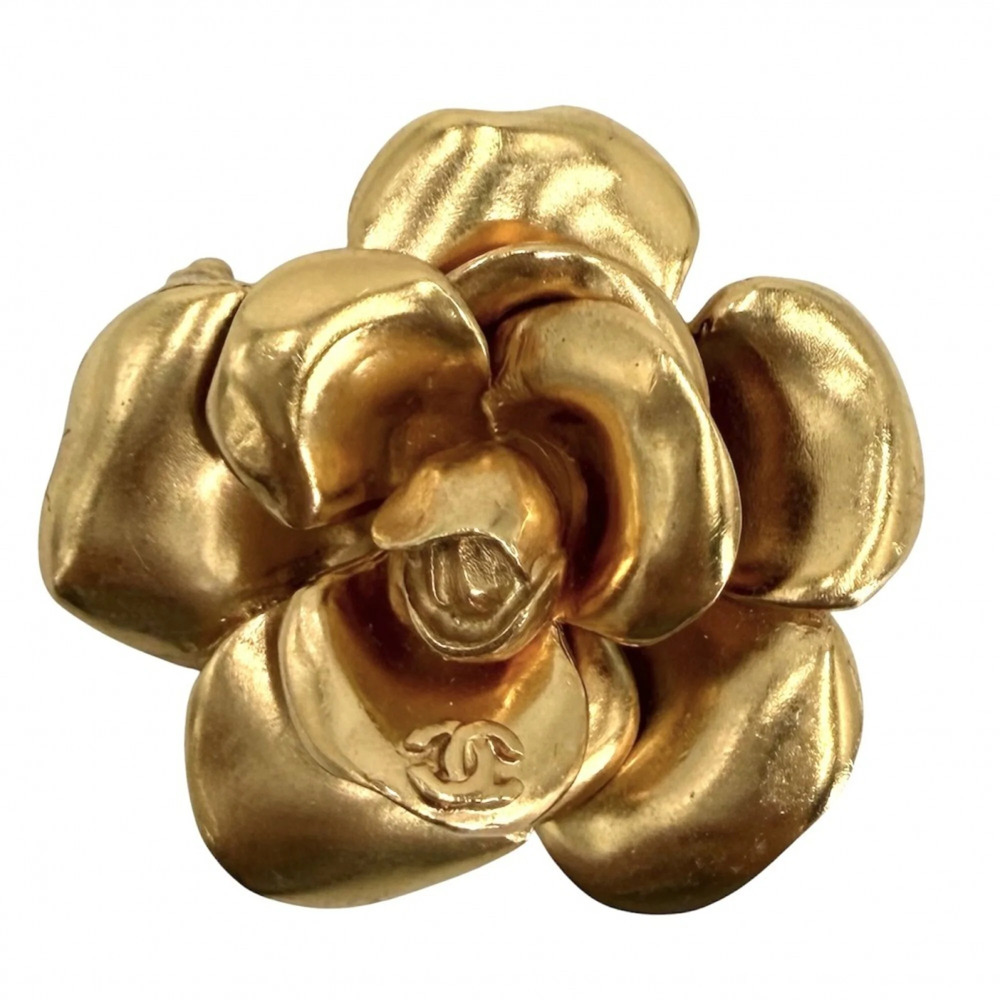 CHANEL Vintage Gold Brooch